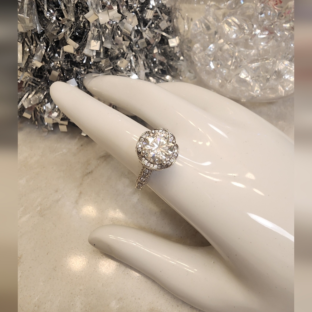 Moissanite and Silver Women's flower Ring
